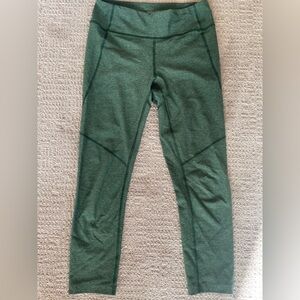 Outdoor Voices - 3/4 Warmup Leggings - Hunter Green - Size M